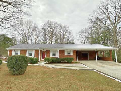 165 Oak Ridge Dr, Madison Heights, VA 24572