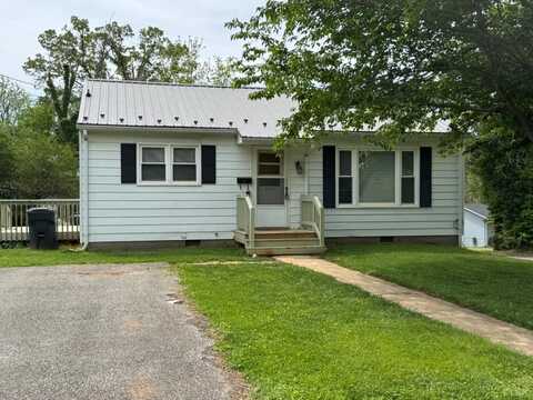 628 Baltimore Avenue, Bedford, VA 24523