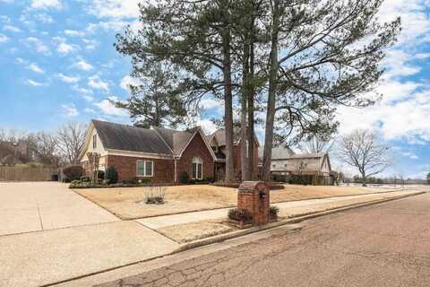 1199 AUTUMN LAKE, Collierville, TN 38017