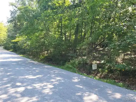 2 Waterfowl Court, Hillsboro, MO 63050