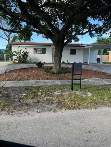 1511 W Avenue H W, Riviera Beach, FL 33404