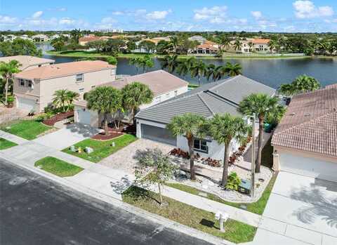 1355 NW 159th Ave, Pembroke Pines, FL 33028