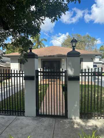 1161 NW 28th St, Miami, FL 33127