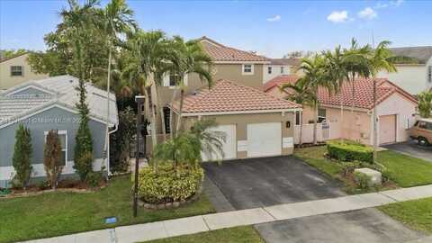 18458 NW 21st St, Pembroke Pines, FL 33029