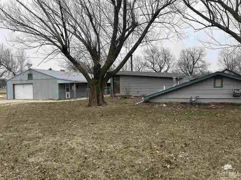 104 E Kansas, White City, KS 66872