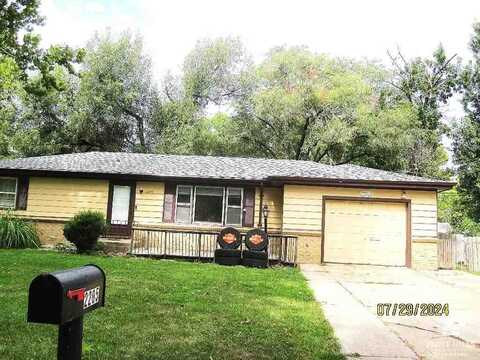 2205 Northview Drive, Manhattan, KS 66502