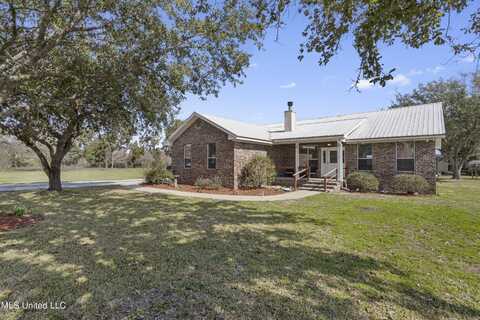 210 Leovy Avenue, Pass Christian, MS 39571