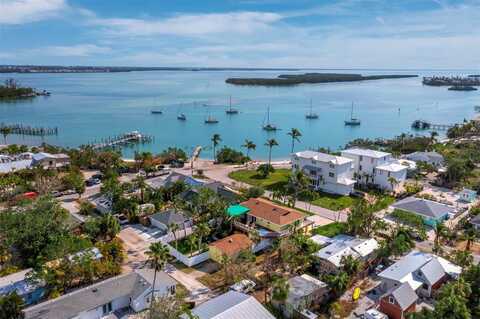 691 LINLEY STREET, LONGBOAT KEY, FL 34228