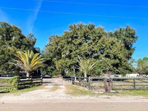 18727 BAKER ROAD, UMATILLA, FL 32784