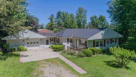 7165 Park, Lexington, MI 48450