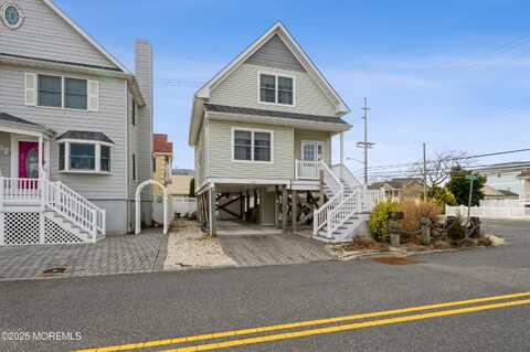 143 S Bayside Road, Lavallette, NJ 08735