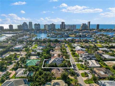532 Pine Grove, NAPLES, FL 34103