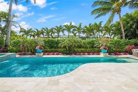 532 Pine Grove, NAPLES, FL 34103