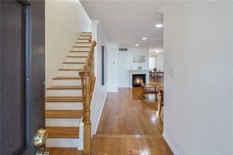 9534 Via Ricardo, Burbank, CA 91504