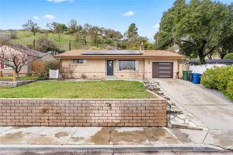 811 Olive Street, Paso Robles, CA 93446