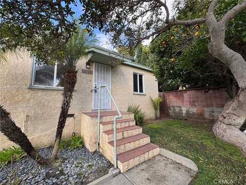 2063 Junipero Avenue, Signal Hill, CA 90755