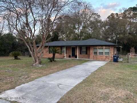 517 M L KING JR Drive, Macclenny, FL 32063