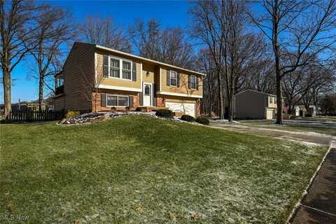 26780 Skyline Drive, Olmsted Falls, OH 44138