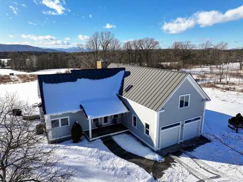 606 Dog Team Road, New Haven, VT 05472