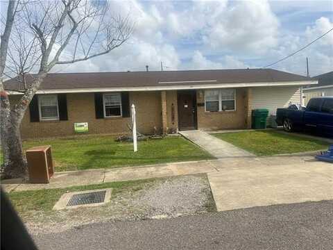 28 BARRECA Street, Norco, LA 70079