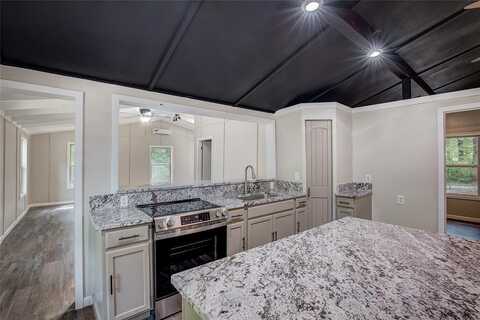 2841 Honey Bee Lane, Quinlan, TX 75474
