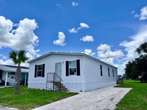 6631 Hidden Oaks Drive, North Fort Myers, FL 33917