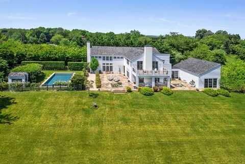 53 Bay Avenue, Water Mill, NY 11976