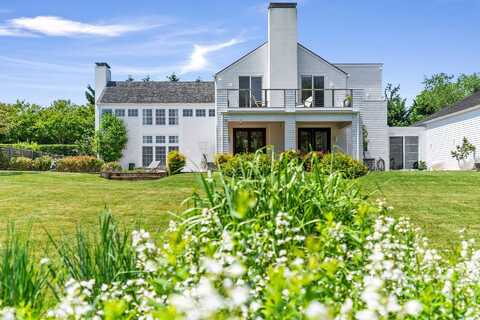 53 Bay Avenue, Water Mill, NY 11976