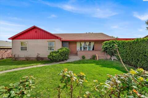 504 S Alder St, Toppenish, WA 98948