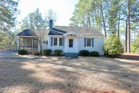 270 W Philadelphia Avenue, Pinebluff, NC 28373