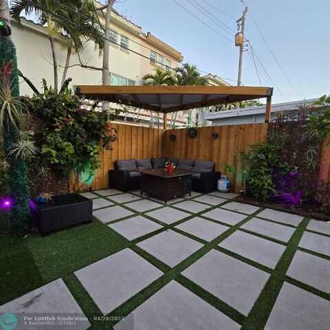 622 NE 10th Ave, Fort Lauderdale, FL 33304