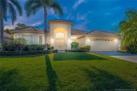 2016 SE Oxton Drive, Port Saint Lucie, FL 34952