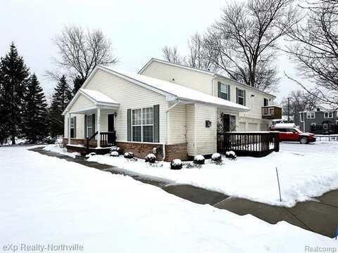 729 GRISWOLD Street, Howell, MI 48843