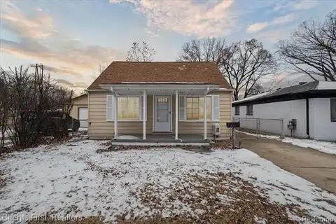 25631 ANNAPOLIS Street, Dearborn Heights, MI 48125