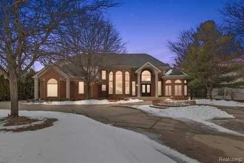 1774 MAPLEWOOD Avenue, Bloomfield Hills, MI 48302