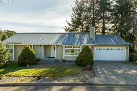 1521 RANCH RD, Reedsport, OR 97467