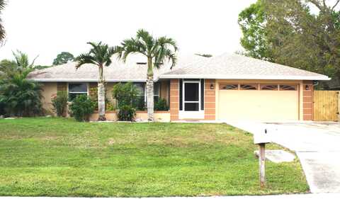 2622 SW Eastman Street, Port Saint Lucie, FL 34953