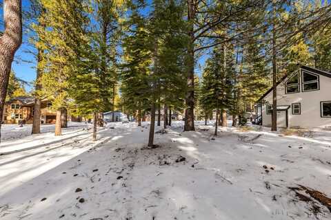 1834 Narragansett Circle, South Lake Tahoe, CA 96150