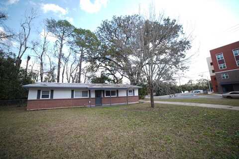 411 Cambridge Drive, Tallahassee, FL 32304