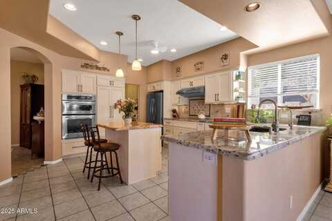 474 E BAYLOR Lane, Gilbert, AZ 85296