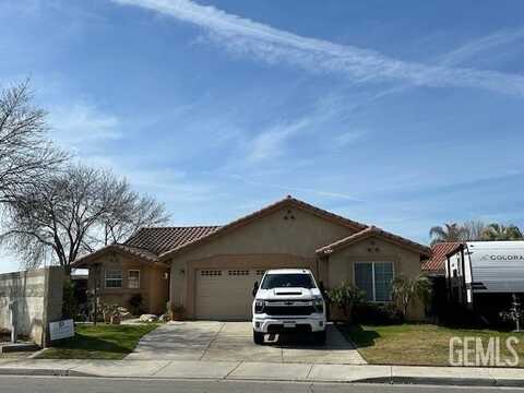 8015 Jackstraw Street, Bakersfield, CA 93307