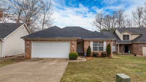 9 Green Oaks Cove, Maumelle, AR 72113