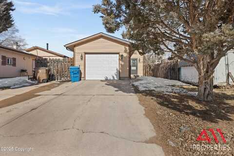 307 E Laurel St E, Gillette, WY 82718