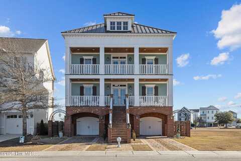 546 Cannonsgate Drive, Newport, NC 28570