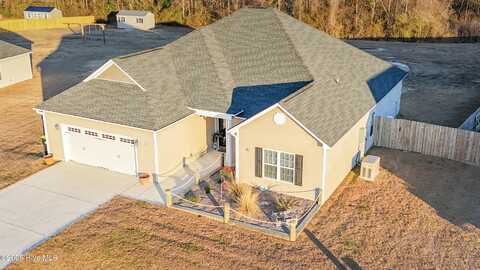 114 Village Creek Drive, Maysville, NC 28555