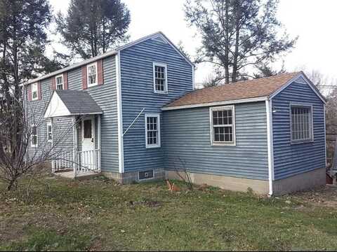 9 White Deer Rocks Road, Woodbury, CT 06798