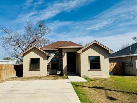 548 Third St., Quemado, TX 78877