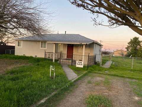 13208 Marsh Avenue S, Caruthers, CA 93609