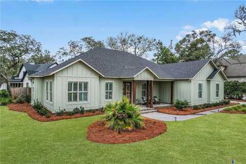 155 Robertson Circle, Saint Simons Island, GA 31522