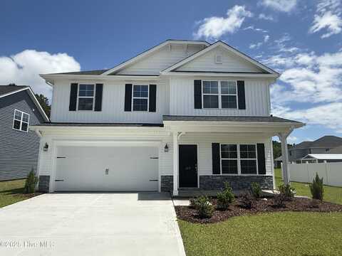 605 Central Park Way, Richlands, NC 28574